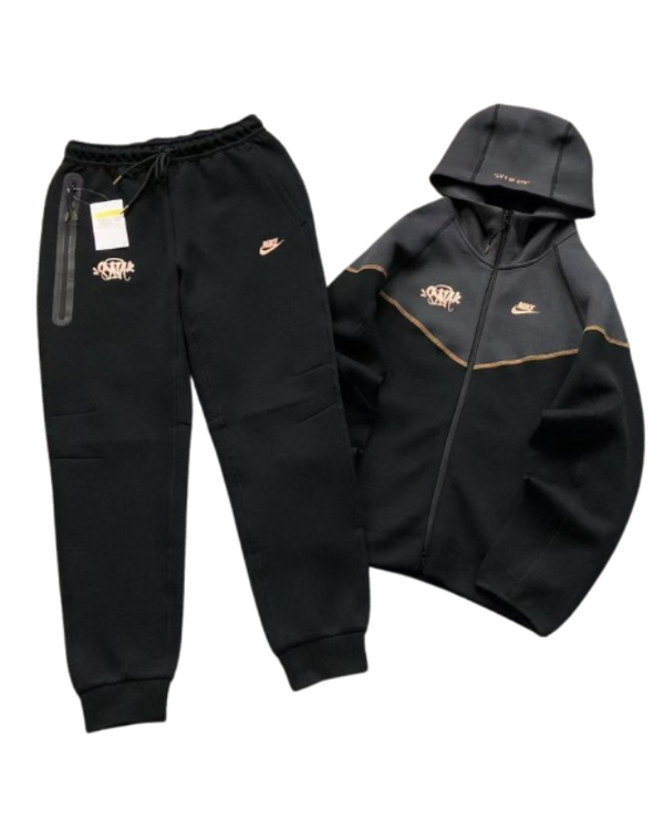 Conjunto Tech Fleece Nike x Syna