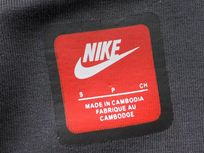 Conjunto Tech Fleece Nike x Syna