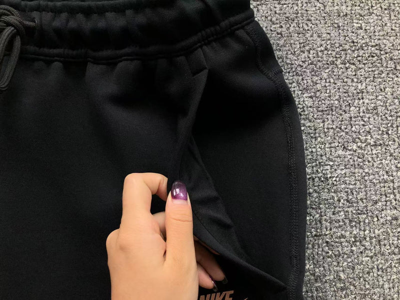 Conjunto Tech Fleece Nike x Syna